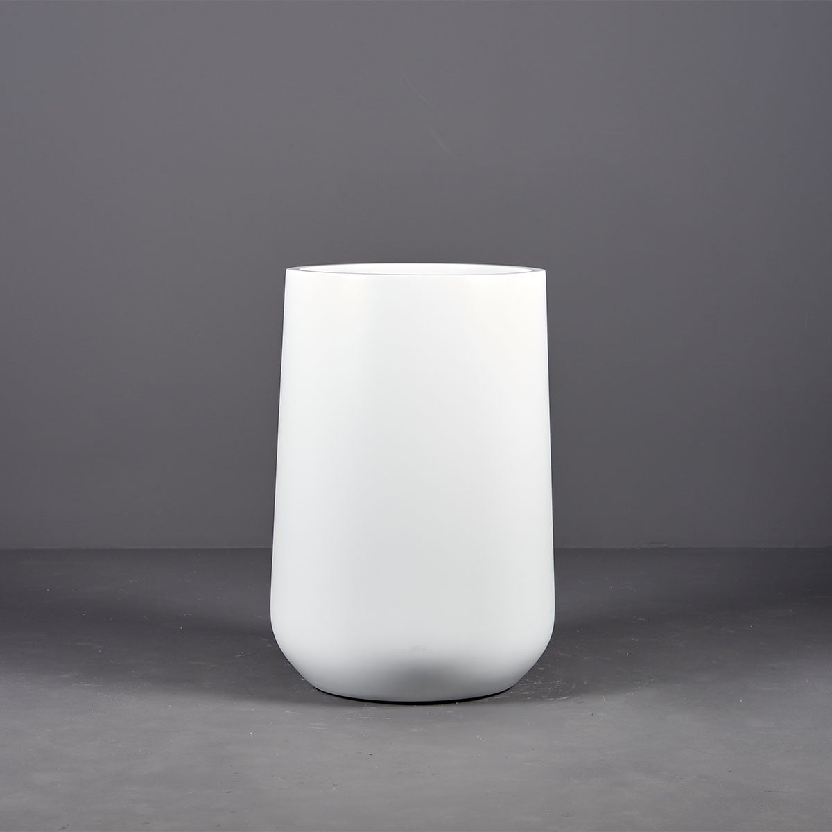 Hayden Tapered Round Planter - Image 3