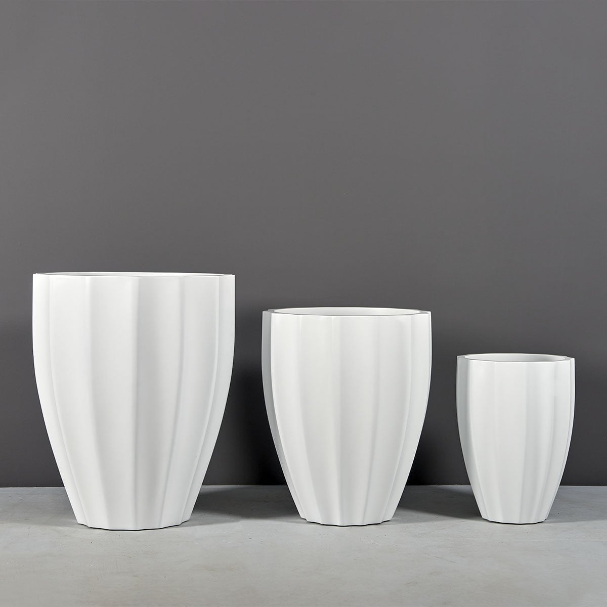 Alicante Fluted Round Planter - Image 3