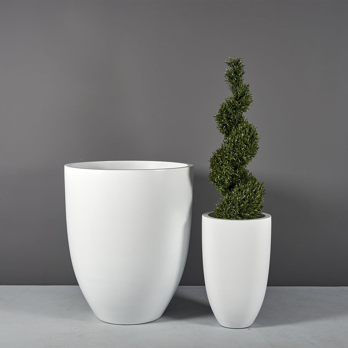 Brannan Tapered Round Planter - Image 5