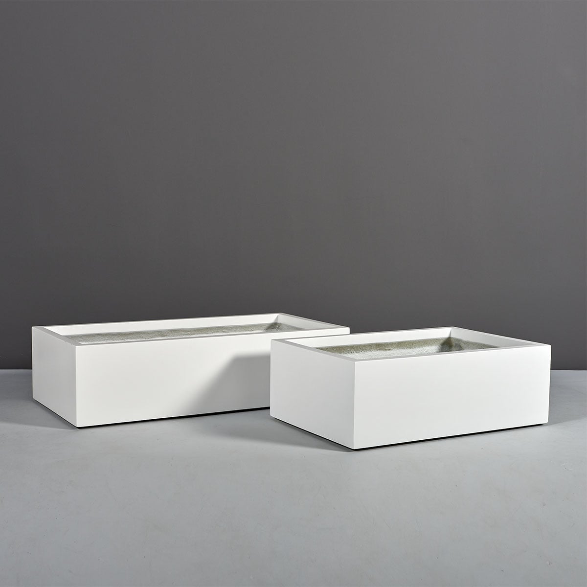 Antwerp Wide Rectangular Planter - Image 3