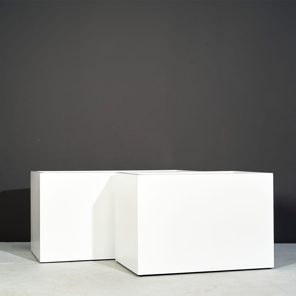 Granada Wide Rectangular Planter - Image 3